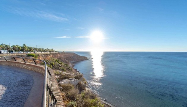 Resale - Apartment - Orihuela Costa - Cabo Roig