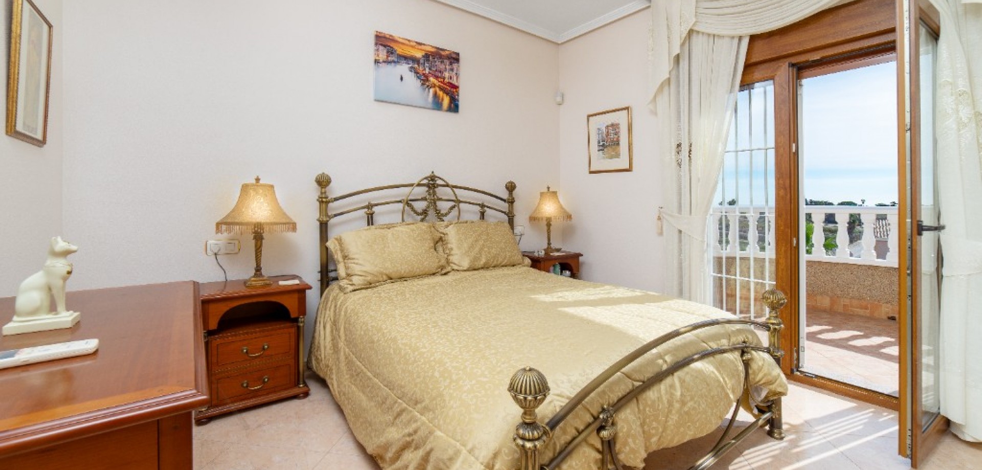 House in Residencia los Altos - Image 3