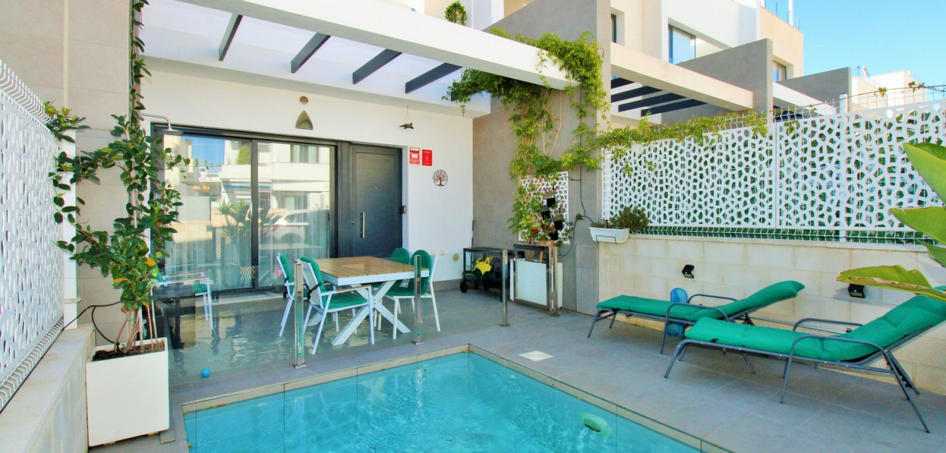 House in Villamartin - Image 2