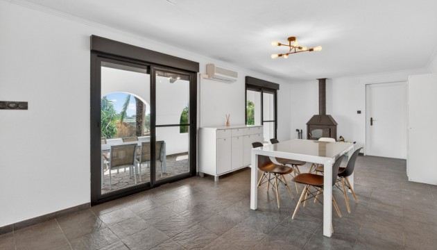 Reventa - Chalet Independiente - Santa Pola