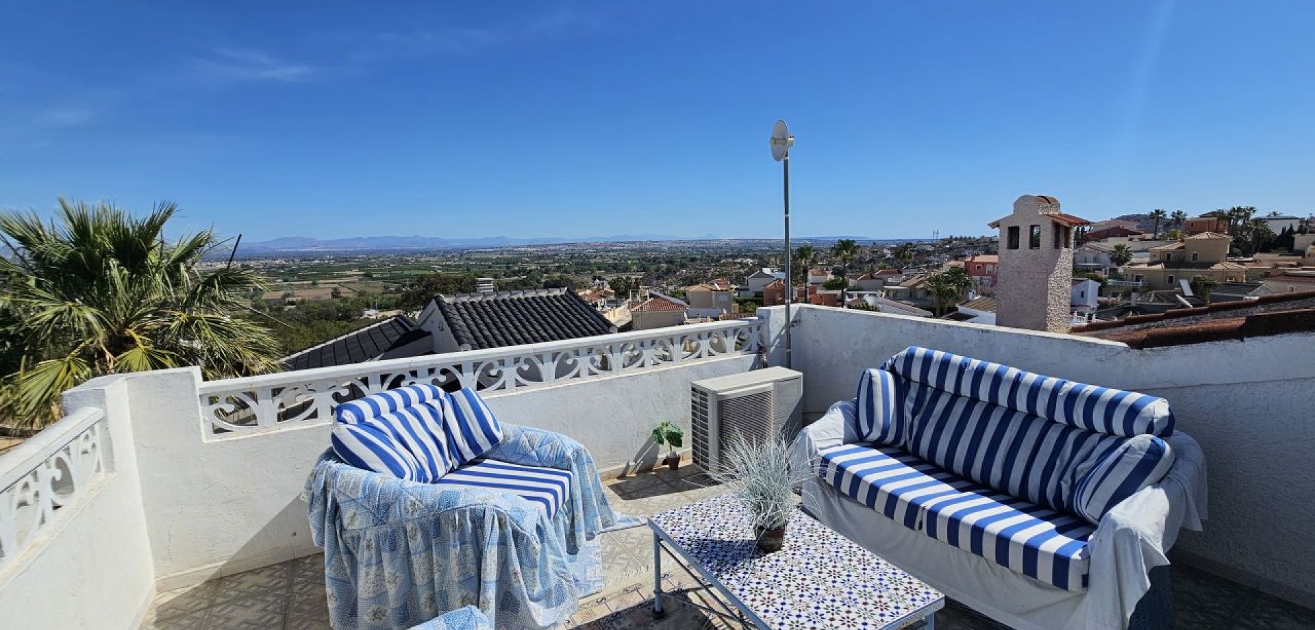 House in Rojales - Image 3