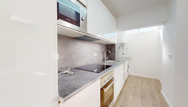 Resale - Apartment - Orihuela Costa - Villamartín