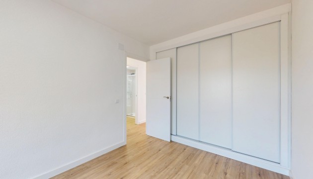 Resale - Apartment - Orihuela Costa - Villamartín