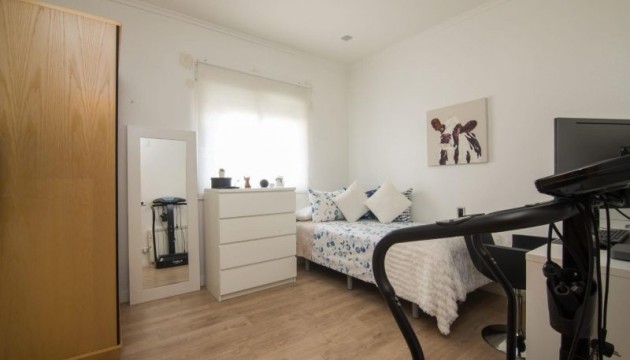 Begagnad - Fristående Villa - Elche