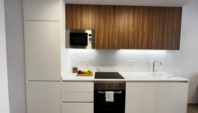 Resale - Apartment - Torrevieja - Playa del Cura