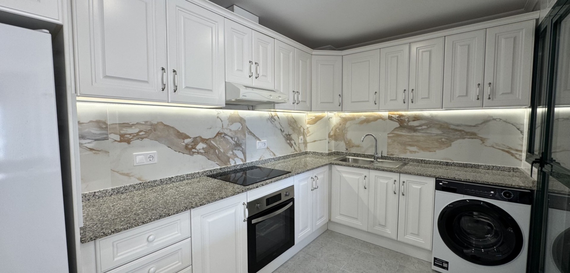 Apartment in Dehesa de Campoamor - Image 2