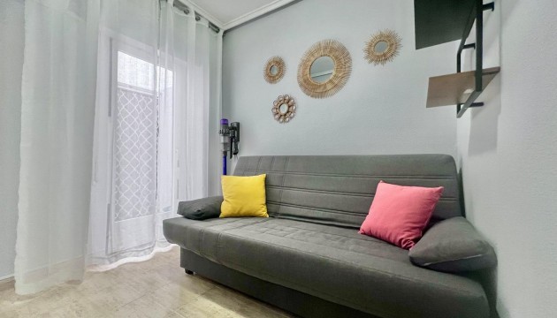Herverkoop - Apartment - Torrevieja - El Acequión - Los Náufragos
