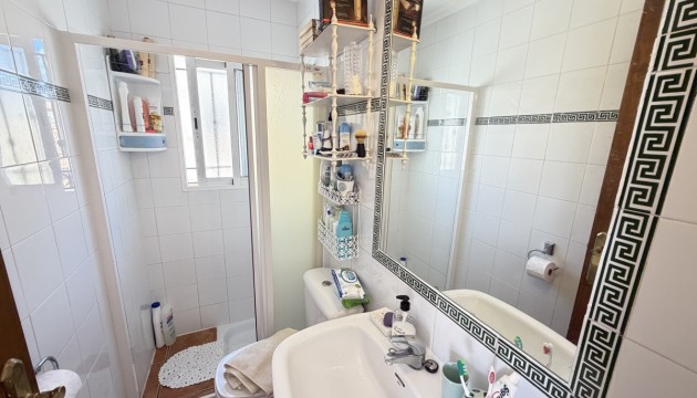 Wiederverkauf - Bungalow - Orihuela Costa - La Zenia