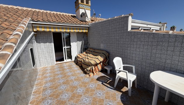 Wiederverkauf - Bungalow - Orihuela Costa - La Zenia