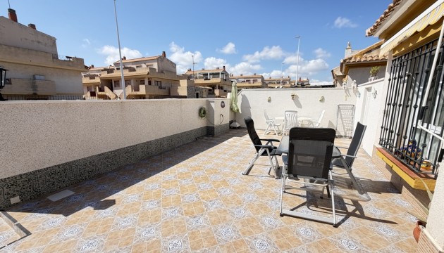 Wiederverkauf - Bungalow - Orihuela Costa - La Zenia