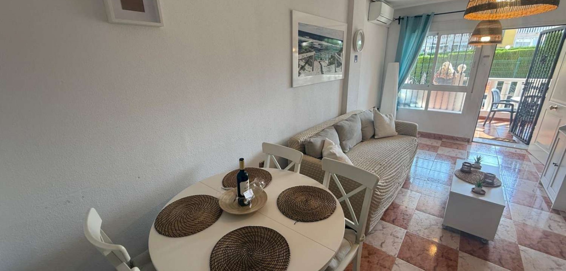 House in Villamartin - Image 3