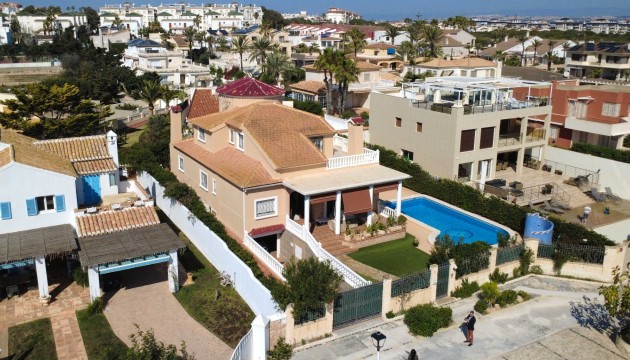 Resale - Detached Villa - Torrevieja - Torrelamata - La Mata