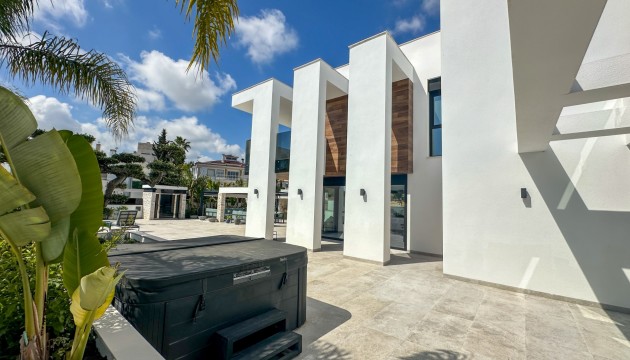 Begagnad - Fristående Villa - Orihuela Costa - Villamartín