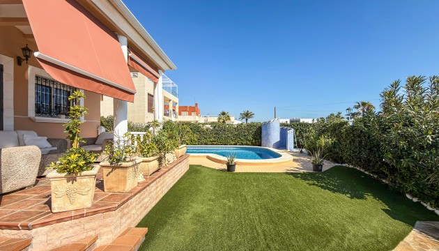 Resale - Detached Villa - Torrevieja - Torrelamata - La Mata