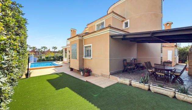 Resale - Detached Villa - Torrevieja - Torrelamata - La Mata