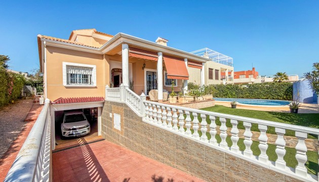 Resale - Detached Villa - Torrevieja - Torrelamata - La Mata