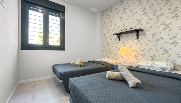 Resale - Apartment - Mil Palmeras