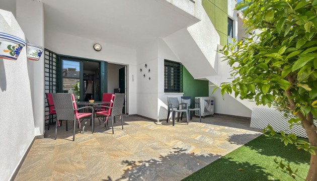 Resale - Apartment - Mil Palmeras