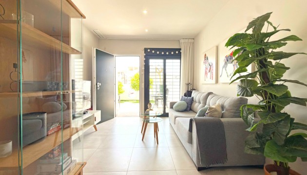 Resale - Apartment - Mil Palmeras