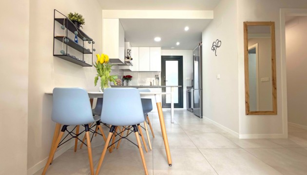 Resale - Apartment - Mil Palmeras