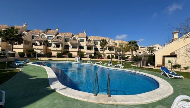 Resale - Apartment - Orihuela Costa - Villamartín