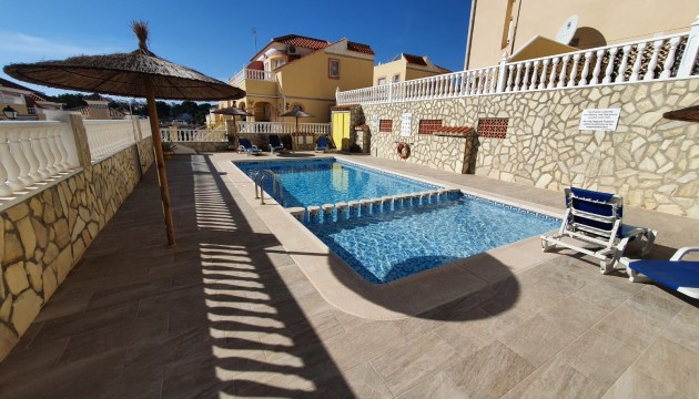Herverkoop - Apartment - Orihuela Costa - Villamartín