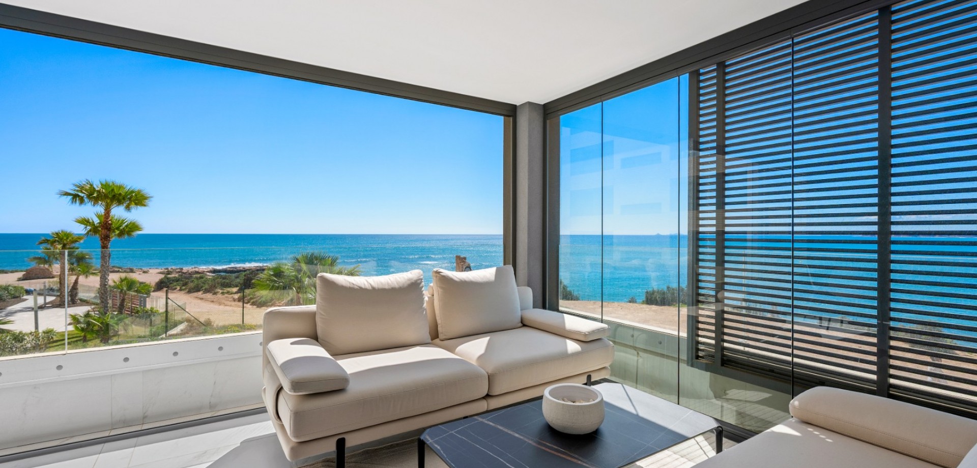 Apartment in Punta Prima - view 1