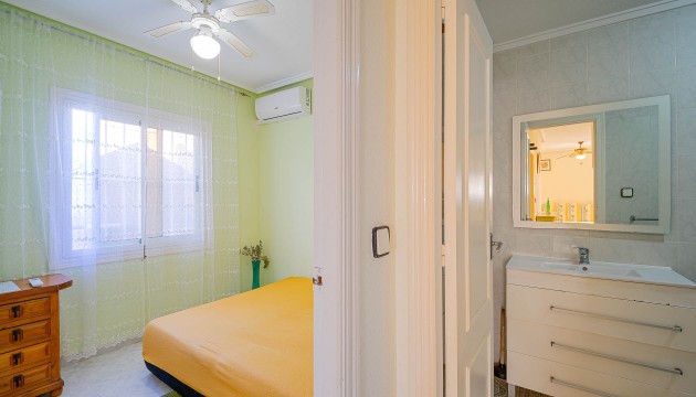 Wiederverkauf - Apartment - Orihuela Costa - Punta Prima