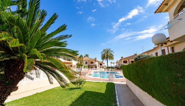 Wiederverkauf - Apartment - Orihuela Costa - Punta Prima