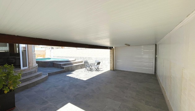 Herverkoop - Detached Villa - Orihuela Costa