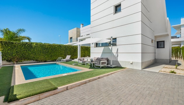 Перепродажа - отдельная вилла - Ciudad Quesada