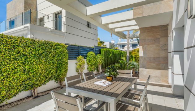 Перепродажа - отдельная вилла - Ciudad Quesada