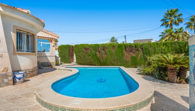 Reventa - Chalet Independiente - Ciudad Quesada