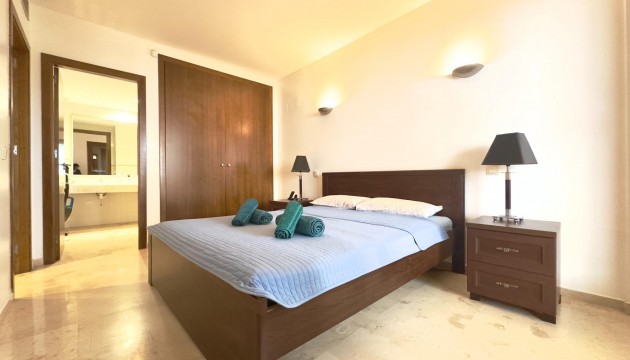 Wiederverkauf - Apartment - Torrevieja - Punta Prima