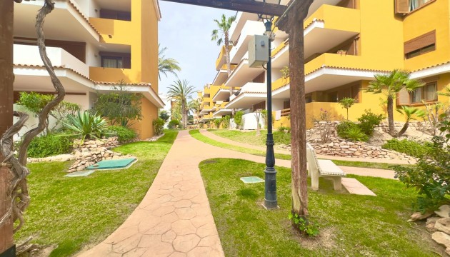 Wiederverkauf - Apartment - Torrevieja - Punta Prima