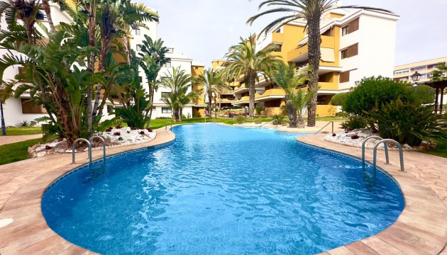 Wiederverkauf - Apartment - Torrevieja - Punta Prima