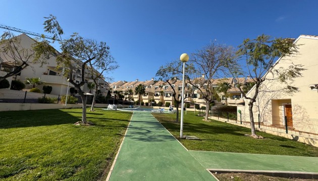 Resale - Apartment - Orihuela Costa - Villamartín