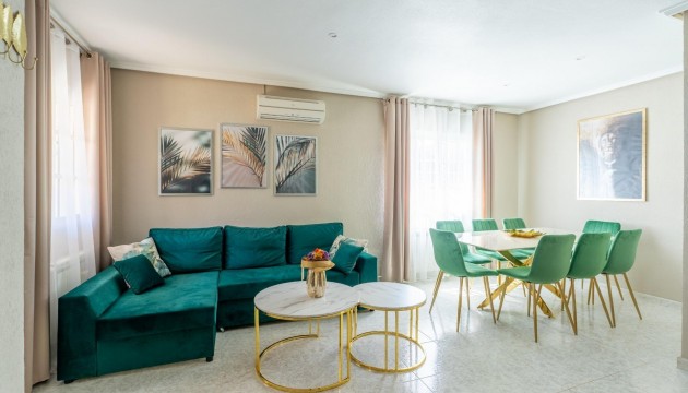 Перепродажа - отдельная вилла - Torrevieja - Los Balcones - Los Altos del Edén