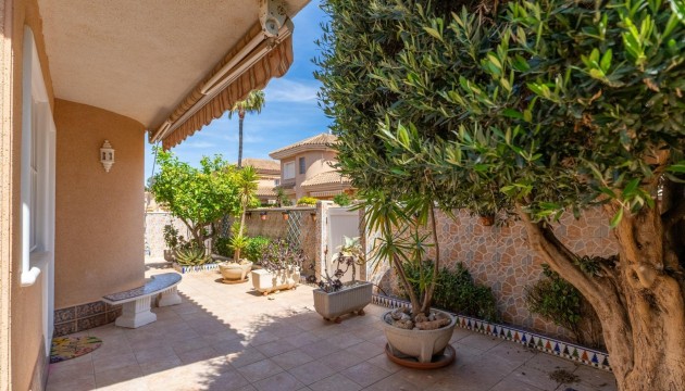 Перепродажа - отдельная вилла - Torrevieja - Los Balcones - Los Altos del Edén