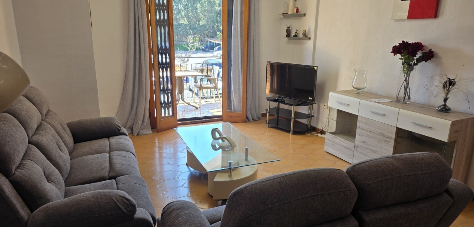 Apartment in Villamartin - Image 3