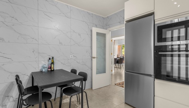 Resale - Apartment - Los Urrutias