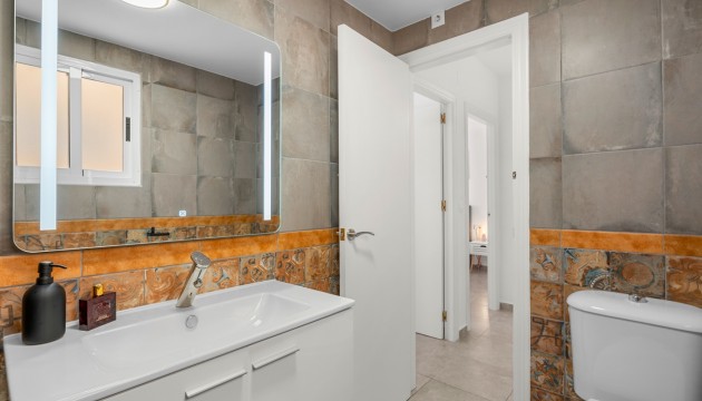 Resale - Apartment - Los Urrutias