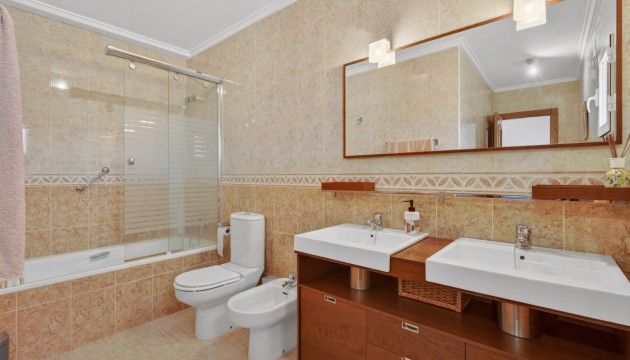 Reventa - Chalet Independiente - Gran Alacant