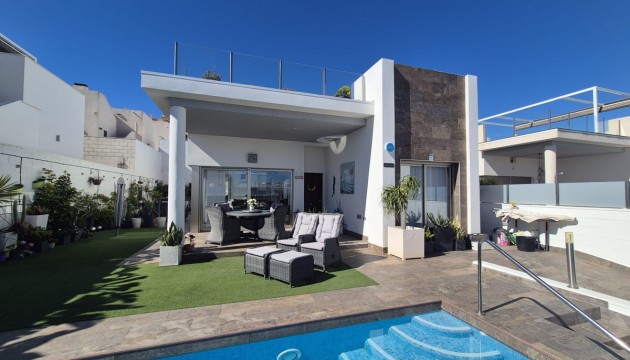 Herverkoop - Detached Villa - Orihuela Costa - Villamartín
