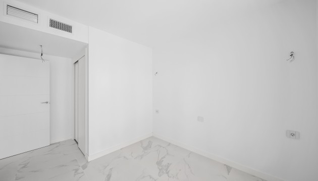 Resale - Apartment - Torrevieja - Punta Prima