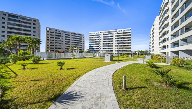 Wiederverkauf - Apartment - Torrevieja - Punta Prima