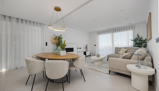 Новое здание - отдельная вилла - Torrevieja