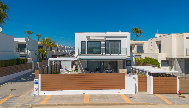 Resale - Detached Villa - Vistabella Golf