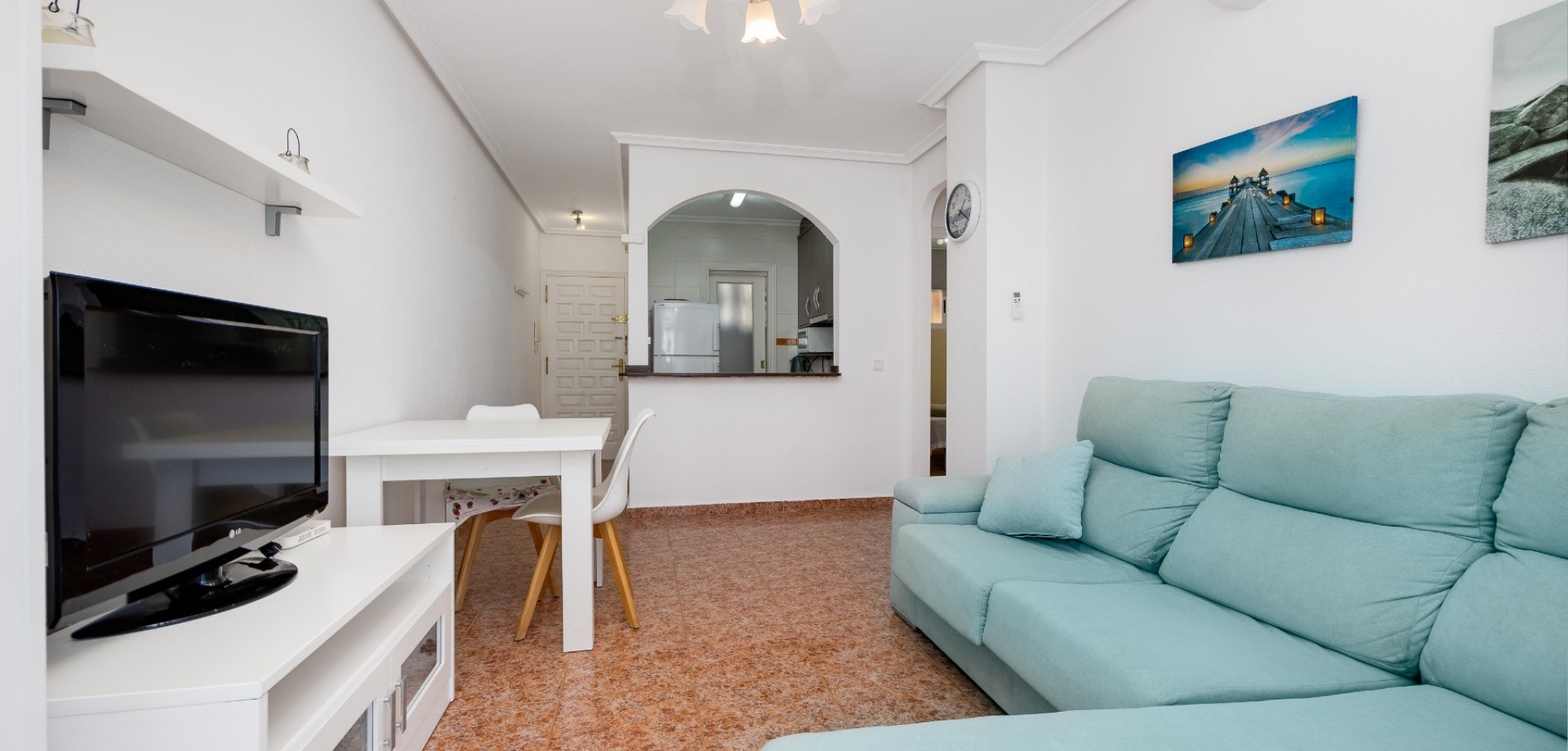 Apartment in Torrevieja - Image 3