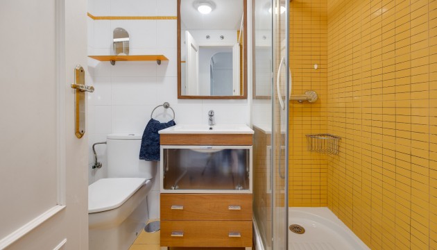 Resale - Apartment - Torrevieja - Playa del Cura